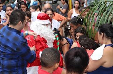 Chegada do Papai Noel e apresentações musicais celebram Natal em Muriaé na próxima semana