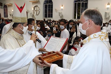 Padre Adilson Nery comemora 16 anos de sacerdócio e nomeação em Leopoldina