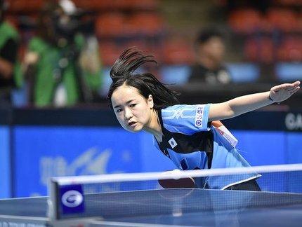 LÁ FORA: Japonesa de 14 anos se torna a mais jovem campeão do Circuito Mundial