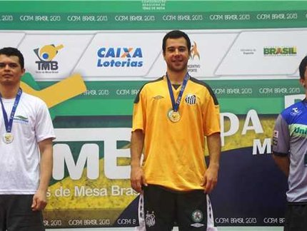 Depois de Santos, Humberto Manhani leva o ouro no Absoluto A em Maceió