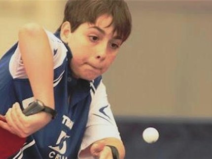 Equipe infantil masculina se classifica em primeiro lugar na fase de grupos