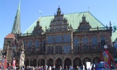 TRADIÇÃO PASSEIA POR BREMEN