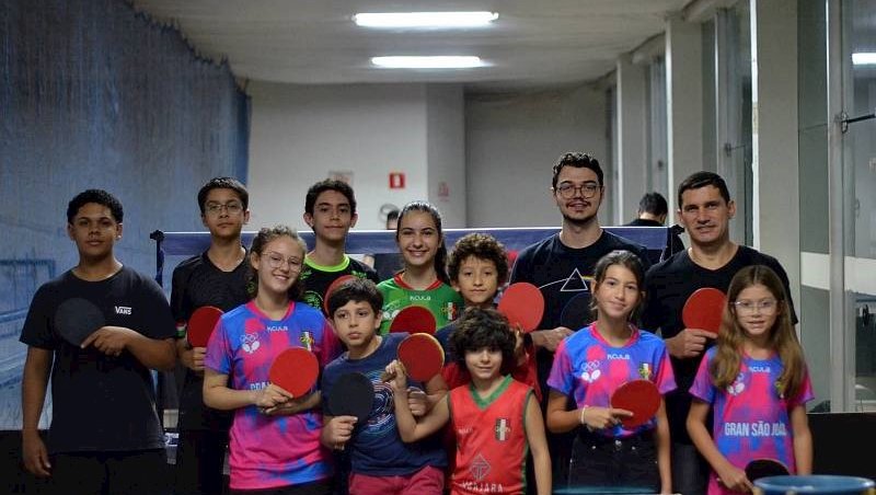 Participantes da avaliação de tênis de mesa Gran S