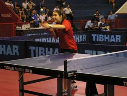 MARIANY DERROTA KARIN SAKO E PASSA AS SEMIFINAIS