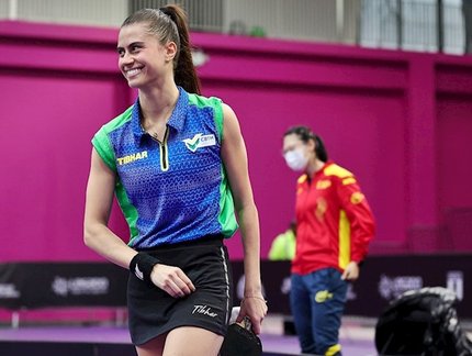 Bruna Takahashi iguala melhor campanha do tênis de mesa feminino do Brasil no Circuito Mundial e fica com o bronze em Lima