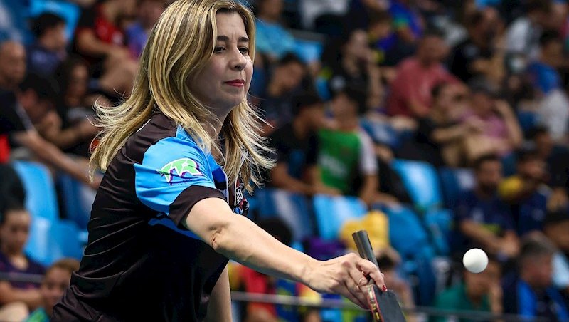 Apresentadora da Record TV participou pela primeir