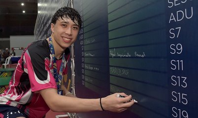 Felipe Arado e Karina Shiray são campeões do sub-19 no TMB Platinum Chapecó