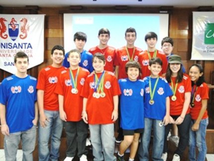 EQUIPE DE SANTA CECÍLIA É APRESENTADA NA UNISANTA