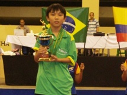ERIC JOUTI CONQUISTA MAIS UMA MEDALHA DE OURO PARA O BRASIL