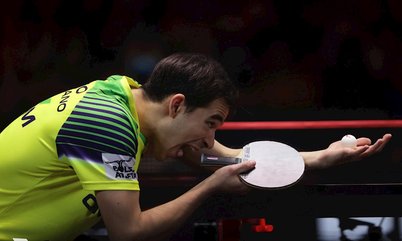 Vitória na estreia! Hugo Calderano supera Simon Gauzy e avança às oitavas do  WTT Champions Xinxiang