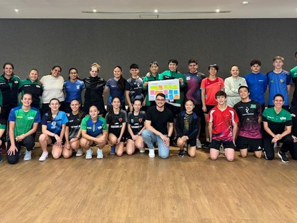Com especialistas, ação para desenvolvimento do tênis de mesa feminino trabalha temas diversos com atletas