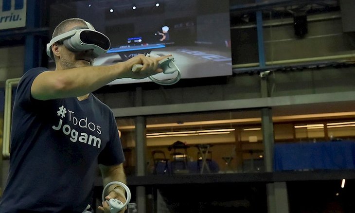 Wladmir Pimentel em ação no tênis de mesa virtual 