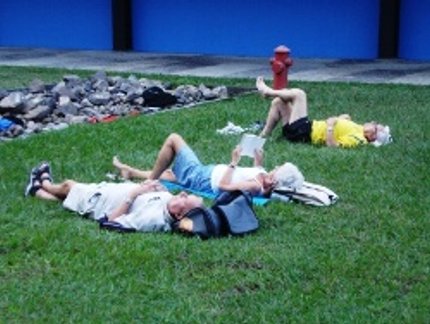 ATLETAS PREFEREM DESCANSAR AO AR LIVRE