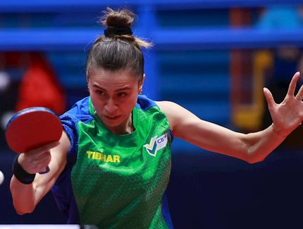Bruna Takahashi cai para número um do mundo e se despede do WTT Contender de Zagreb