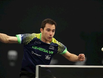 WTT Contender Doha: Em partida de tirar o fôlego, Hugo Calderano é superado por alemão e cai nas quartas