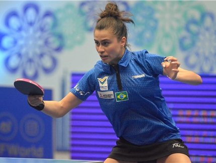 Bruna Takahashi é finalista no Sub-21 e dupla mista garante medalha no Aberto do Paraguai