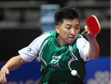 HUGO HOYAMA COMPLETA 42 ANOS DE VIDA EM PLENA FORMA