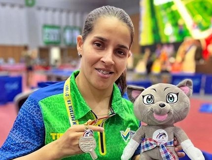 Cátia Oliveira conquista a medalha de prata no Aberto Paralímpico da Tailândia