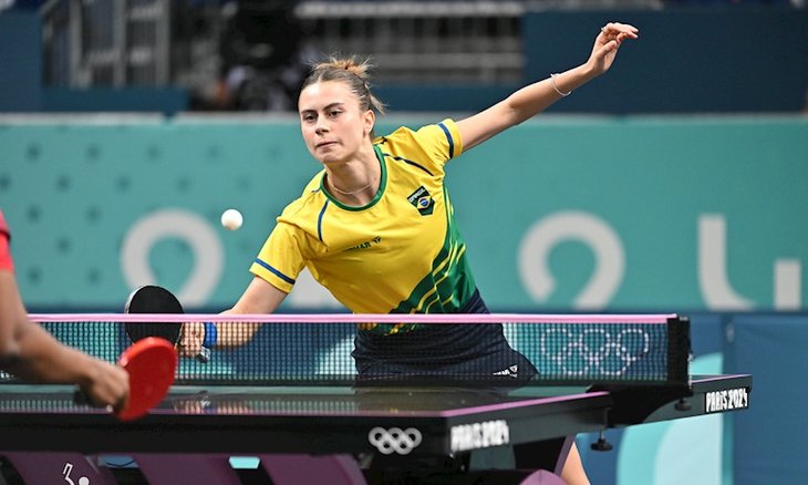 Bruna Takahashi fez grande jogo, mas ficou na fase