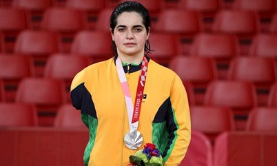 É prata! Em final de alto nível técnico, Bruna Alexandre conquista a terceira medalha paralímpica de sua carreira