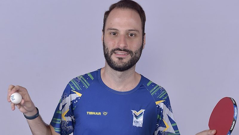Manara é fã dos tenistas Roger Federer, Rafael Nad