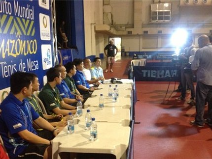 Entrevista coletiva reuniu os principais veículos de comunicação de Manaus