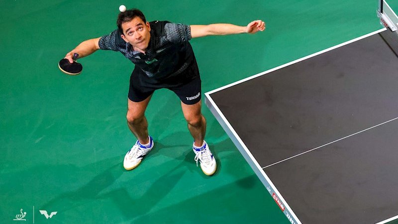 Hugo Calderano foi superado pelo número nove do ra