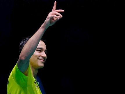 Hugo Calderano estreia com vitória no WTT Star Contender de Doha 2026