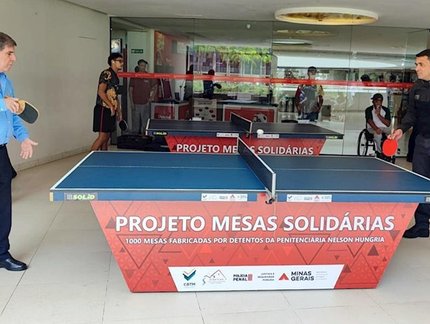 Mesas Solidárias! Primeiras mesas produzidas por detentos são apresentadas em Minas Gerais