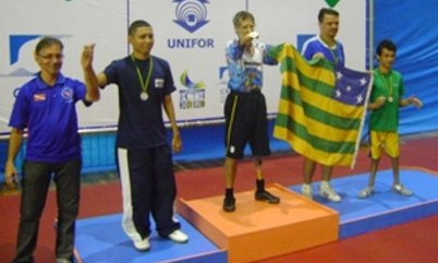 VÍDEO: CAÍQUE CONQUISTA TÍTULO BRASILEIRO