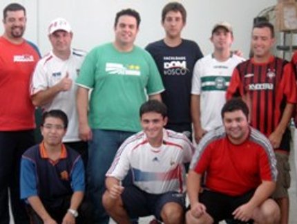 DESAFIOS ENTRE COMENTARISTAS E TORCEDORES NO PARANÁ