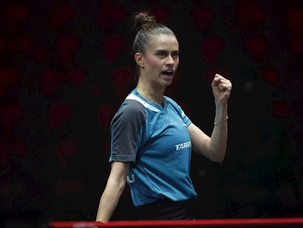 Bruna Takahashi e Hugo Calderano estreiam com vitória e avançam para as oitavas do WTT Star Contender