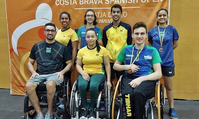 Evellyn dos Santos brilha também nas duplas mistas e conquista mais uma medalha de prata na Espanha
