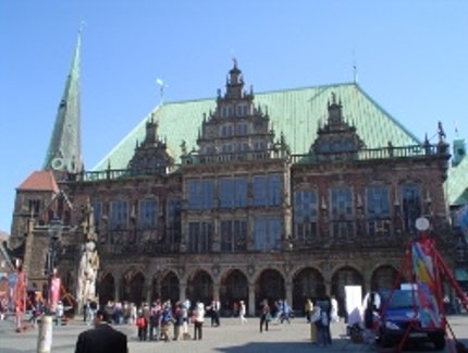 TRADIÇÃO PASSEIA POR BREMEN