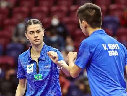 Bruna Takahashi e Vitor Ishiy sobem duas posições e entram no Top 15 do ranking mundial de duplas mistas