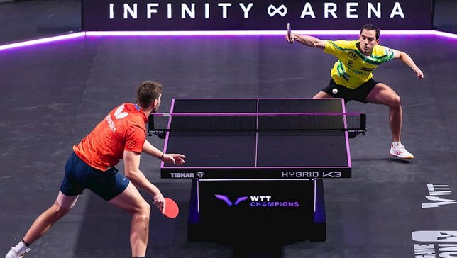 Hugo Calderano em ação em partida da WTT. Foto: WT