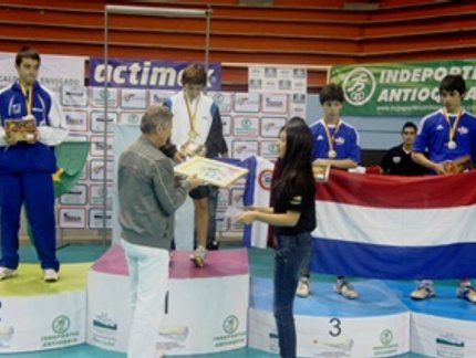 HUGO PERDE PARA ARGENTINO E FICA COM A MEDALHA DE PRATA