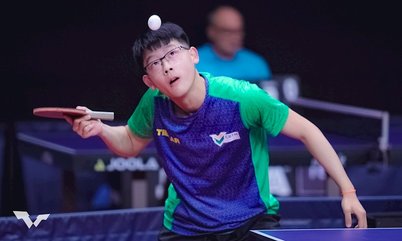 Leonardo Iizuka vence na estreia do individual e avança às oitavas de final Campeonato Mundial de Jovens