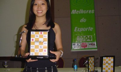 VIVIANE WANG: QUERO ME MANTER NO TOPO