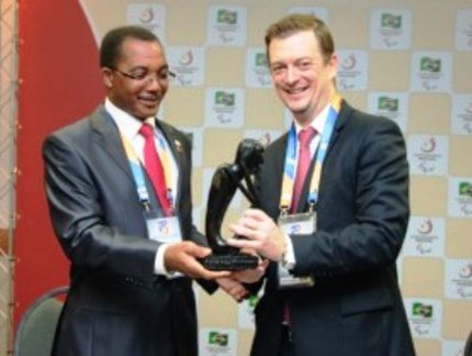 Rio 2016: Angola assina acordo com CPB para ampliação de medalhas