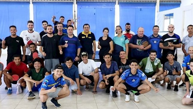 Participantes do Rachão. Crédito: Divulgação