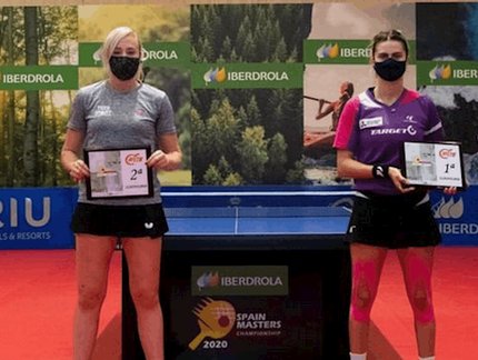 Bruna Takahashi é campeã invicta do Masters da Espanha e fatura o primeiro título na nova temporada