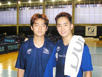 IRMÃOS EM CASA, ADVERSÁRIOS NA MESA