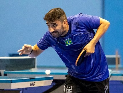Carlos Carbinatti vive ciclo paralímpico agitado e quer ser a surpresa do tênis de mesa em Tóquio