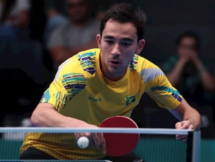Hugo Calderano vence na estreia e assume liderança do grupo 8 da Copa do Mundo Macau 2024