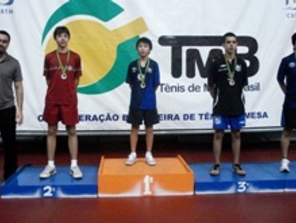 ERIC JOUTI SUPERA HUGO CALDERANO NA FINAL DO INFANTIL
