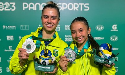 TÊNIS DE MESA NO PAN – Irmãs Takahashi ficam com a medalha de prata de duplas, no primeiro Pan jogando juntas