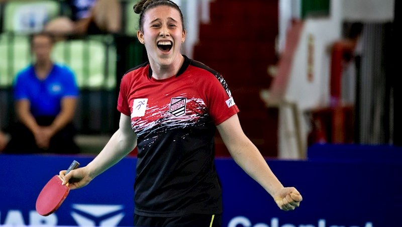 Victoria Strassburger vibra com a grande vitória e