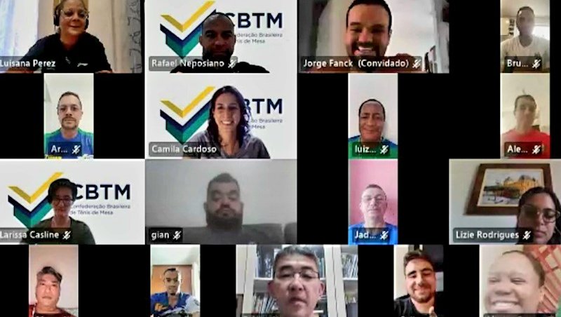 Treinadores brasileiros participam de palestras de atualização ministradas pela Federação Internacional de Tênis de Mesa (ITTF)