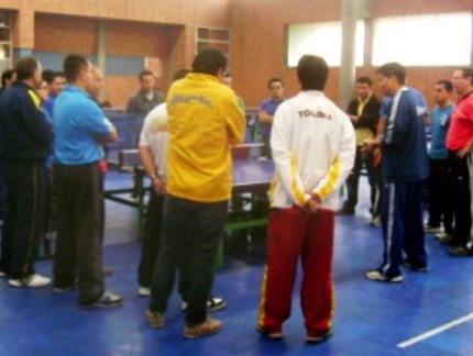 LINCON YASUDA REALIZA CURSO NÍVEL II DA ITTF EM BOGOTÁ